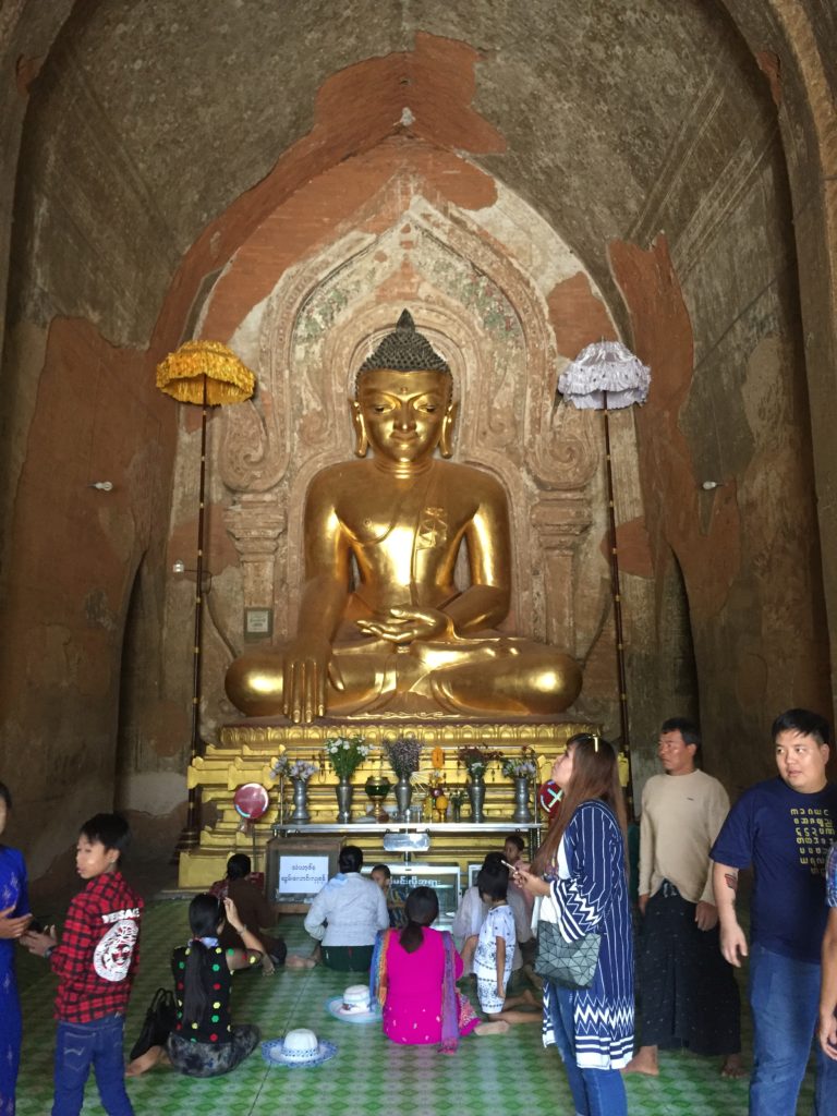 Golden Buddha, Dhammayangyi Temple (Pahto), Bagan, Myanmar (Burma)